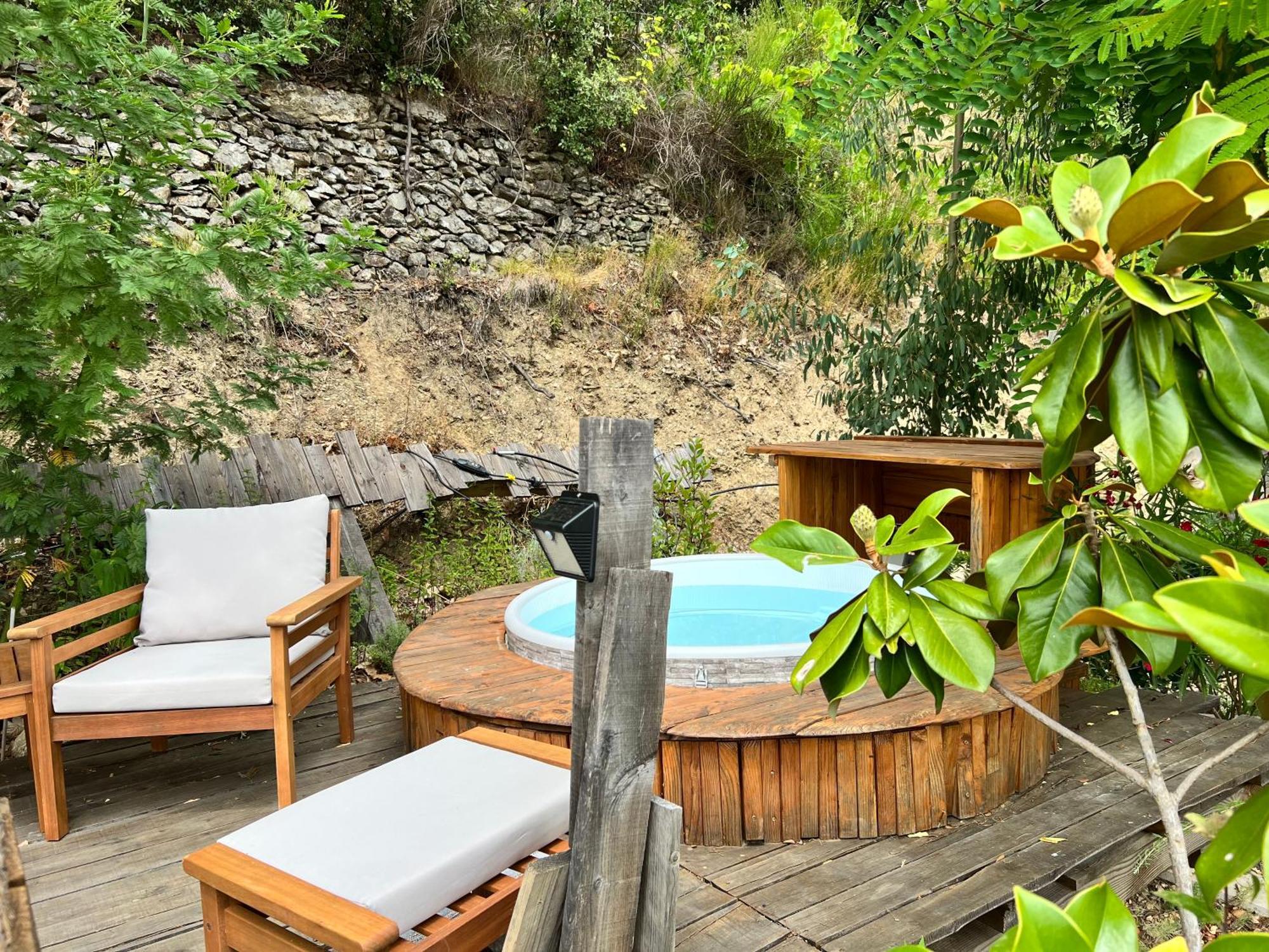 Les Magnels Bed & Breakfast Valleraugue Oda fotoğraf